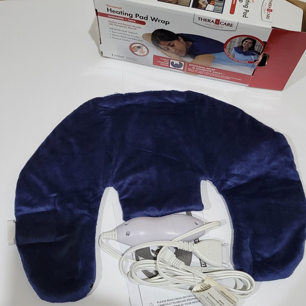 Heating pad wrap shoulder neck